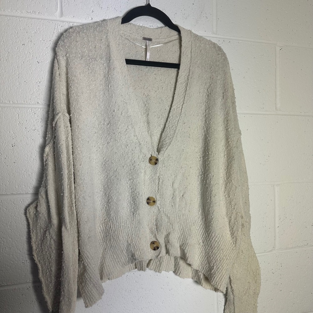 Free People Ivory Textured V-Neck Oversized Button Front Cardigan Sweater Medium